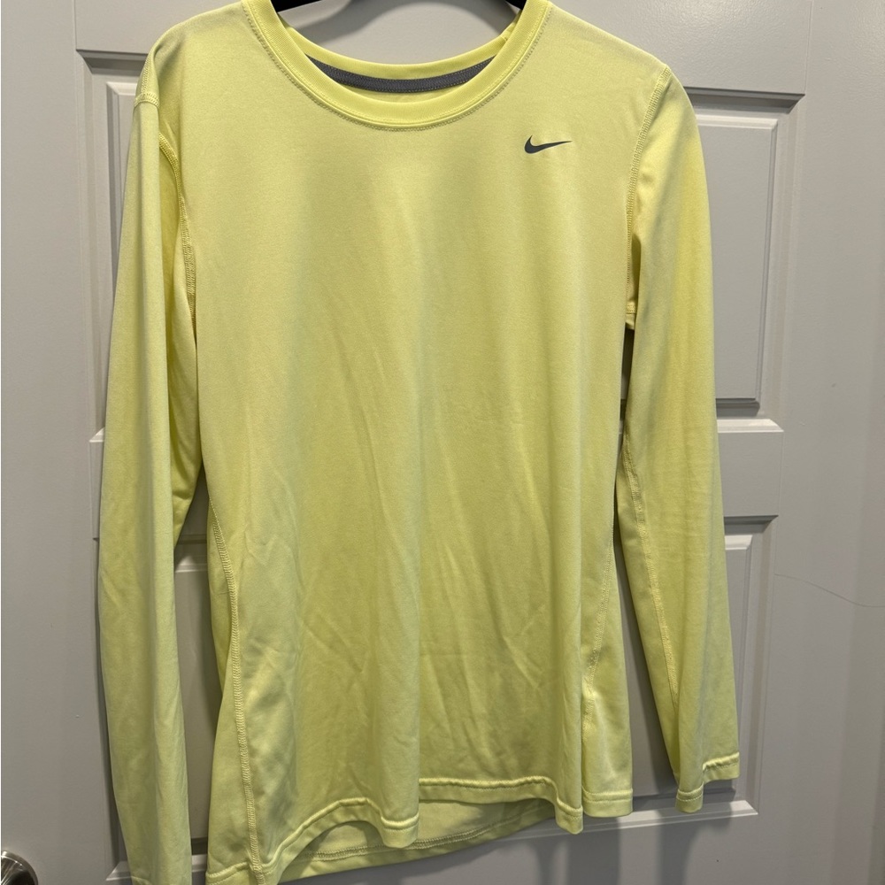 Nike dry fit long sleeve t shirt
